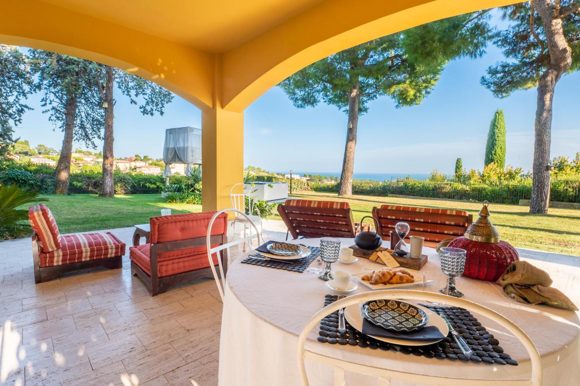 Bed and Breakfast Tra Gli Alberi E Il Mare Sirolo Exteriér fotografie